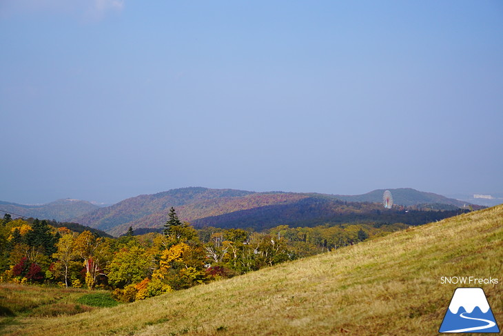 標高1,023m。錦秋に染まる手稲山へ。